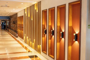 Hallway - Majestic Premier Hotel  (Dubai)