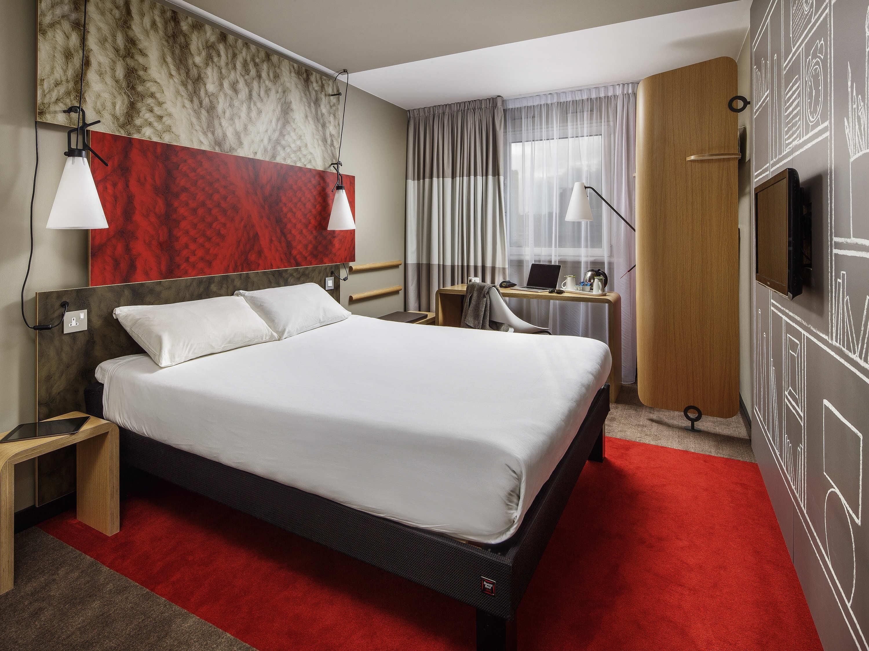Memory foam beds, desk, laptop workspace, blackout drapes