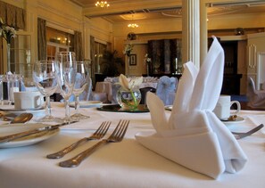 Banquet hall - Cairn Hotel (Harrogate)