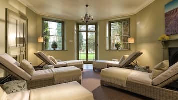 Couples treatment rooms, body treatments, body wraps, body scrubs