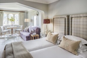 Premier Deluxe | 1 bedroom, hypo-allergenic bedding, in-room safe, individually decorated