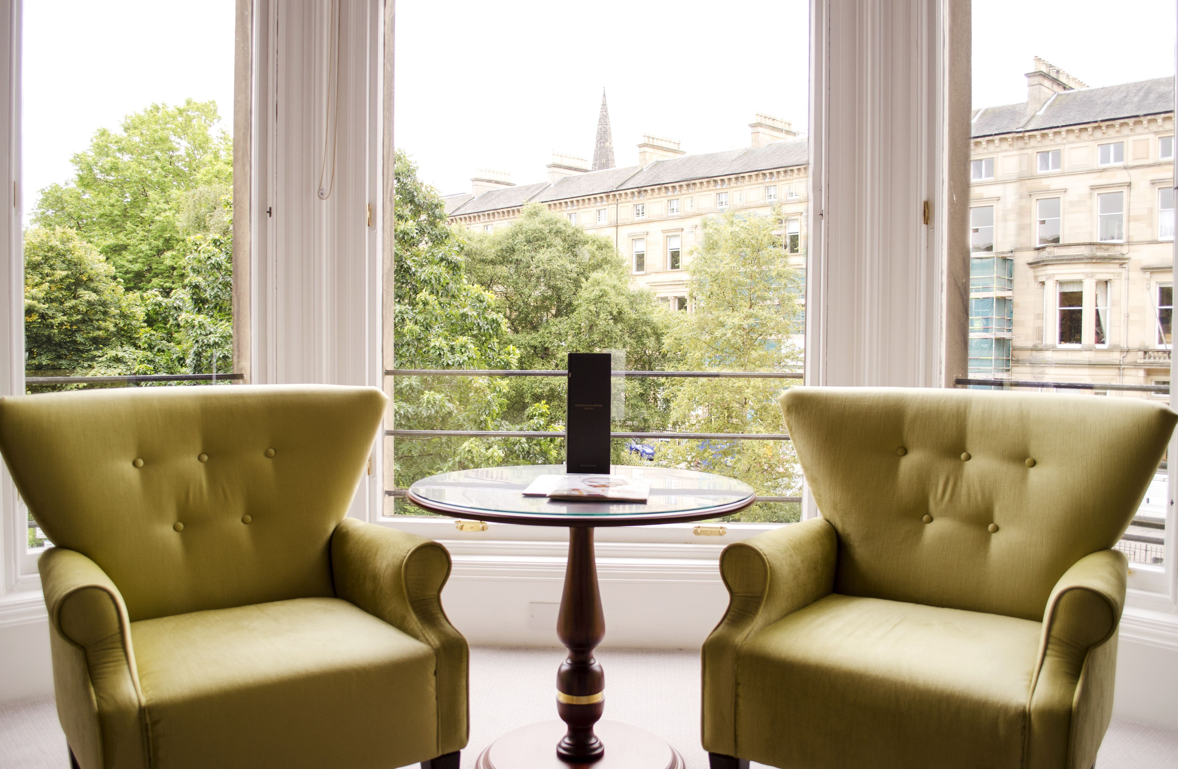 junior suite | 1 bedroom, premium bedding, minibar, in-room safe