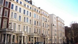 Exterior - Cromwell International Hotel (London)