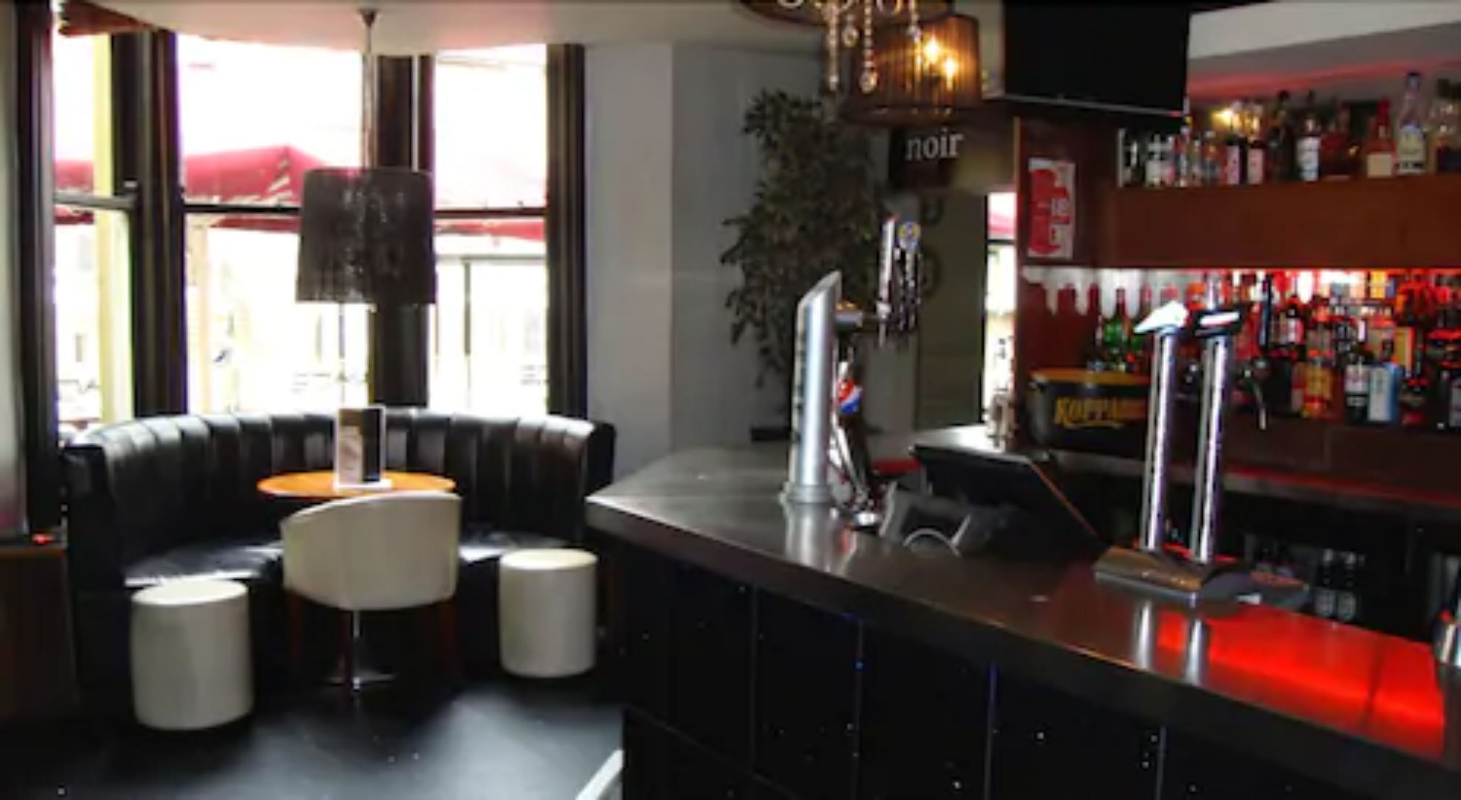 Foto - Whites Hotel