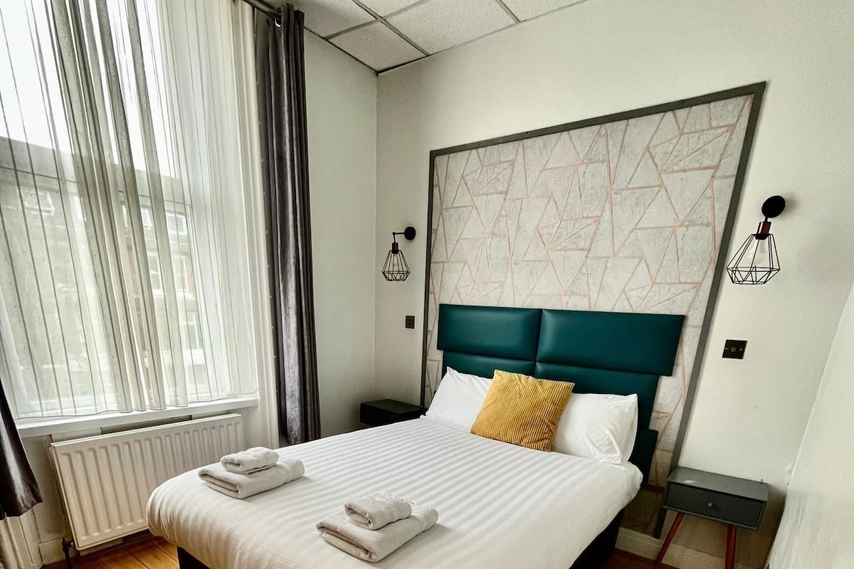 Kamar Double | Seprai antialergi dan didekorasi berbeda-beda