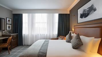 Executive Double Room | Hypo-allergenic bedding, desk, iron/ironing board, free cots/infant beds