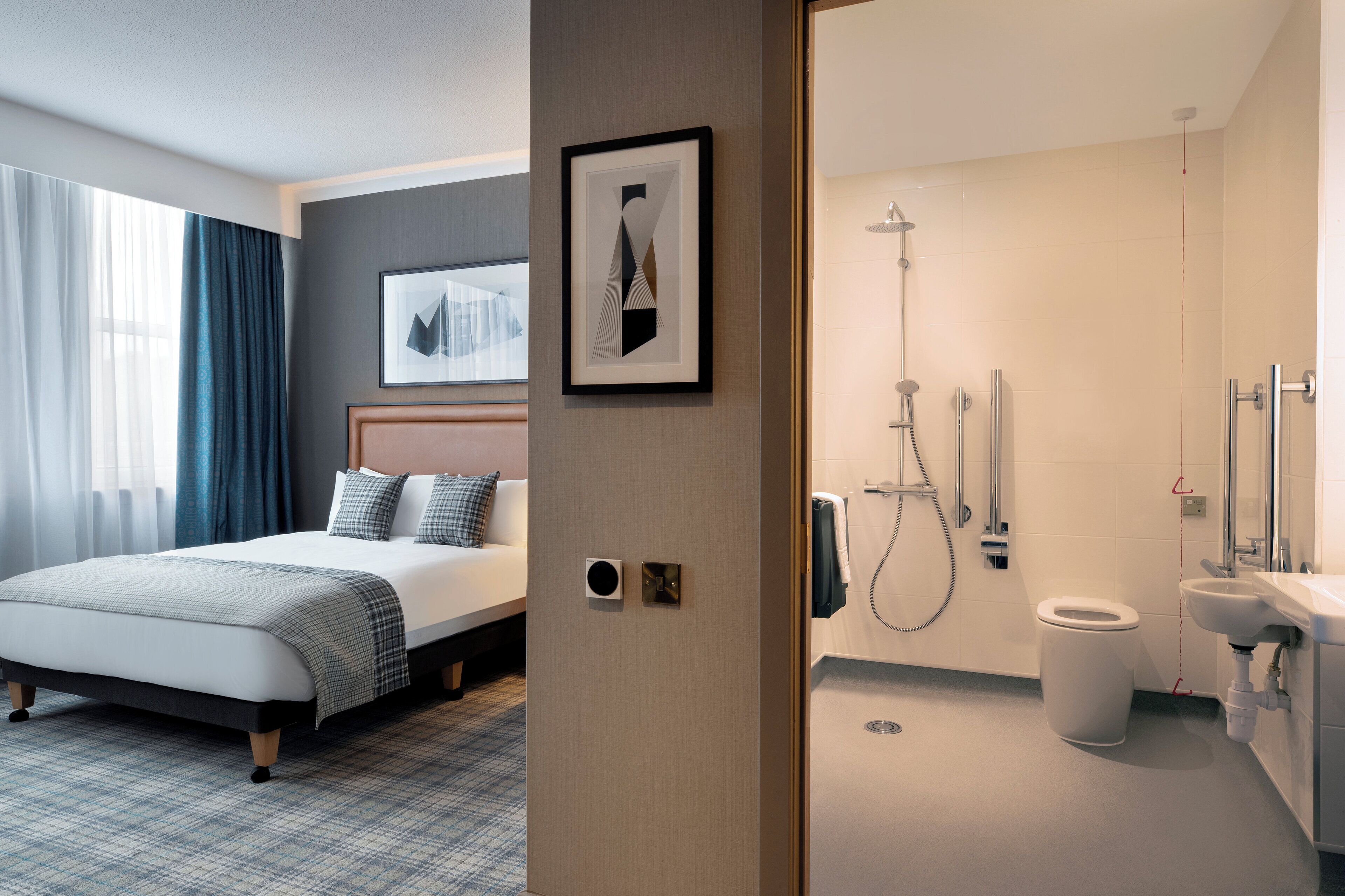 Photo - Leonardo Royal Hotel Edinburgh