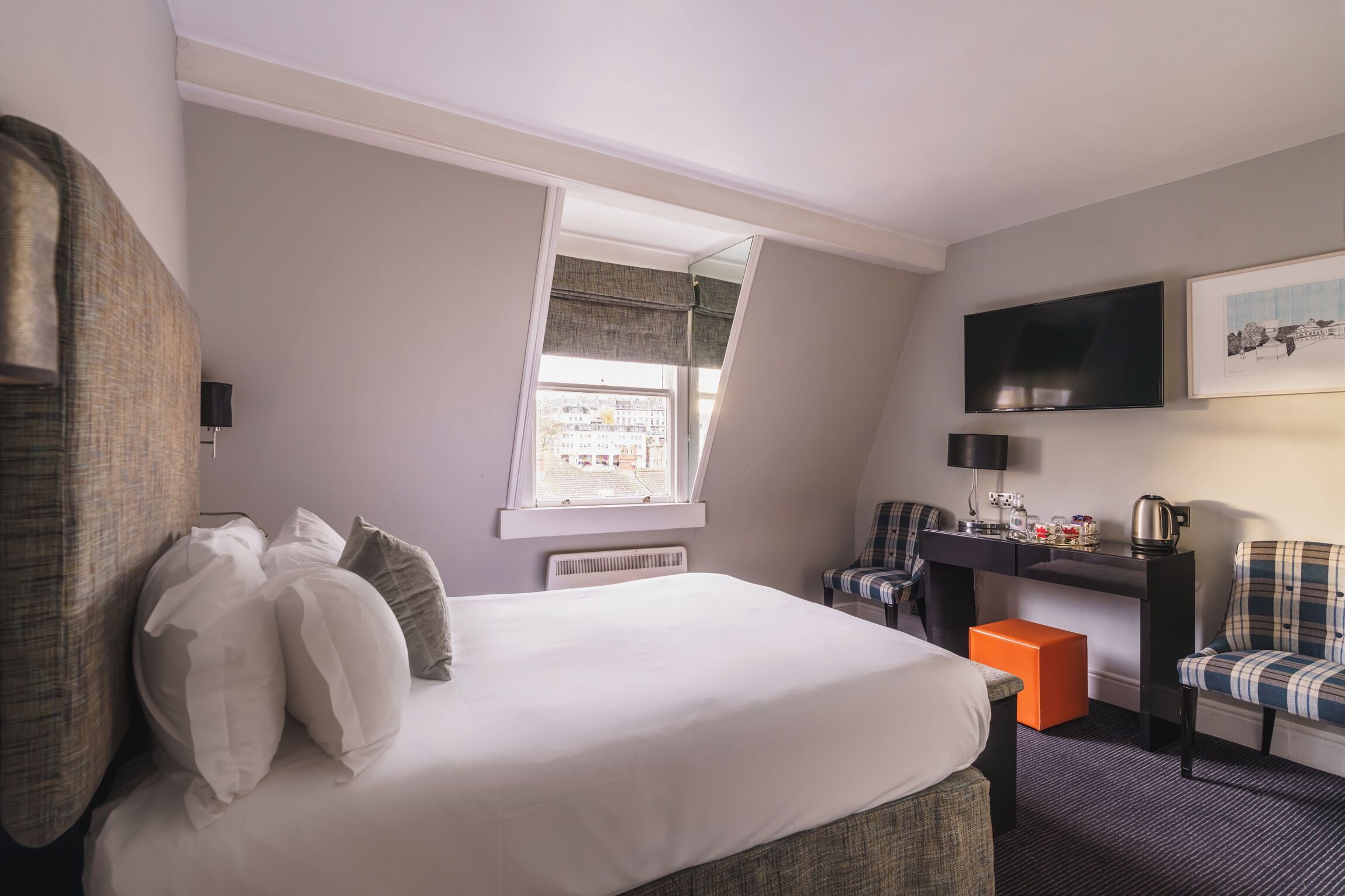 Standard Double Room, Ensuite | Hypo-allergenic bedding, individually decorated, individually furnished