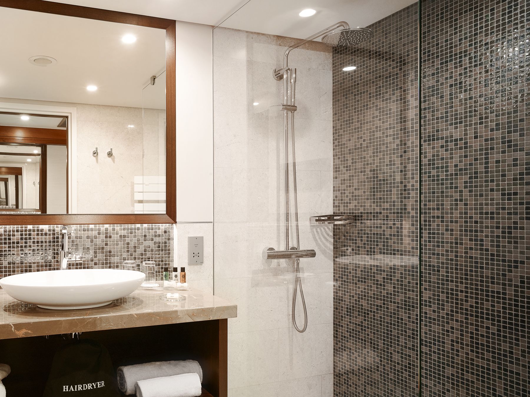 Photo - Crowne Plaza Bucharest by IHG