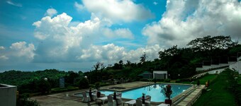 Days Hotel Tagaytay