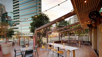 Sundeck