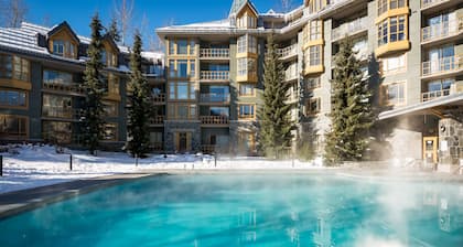 Whistler Cascade Lodge