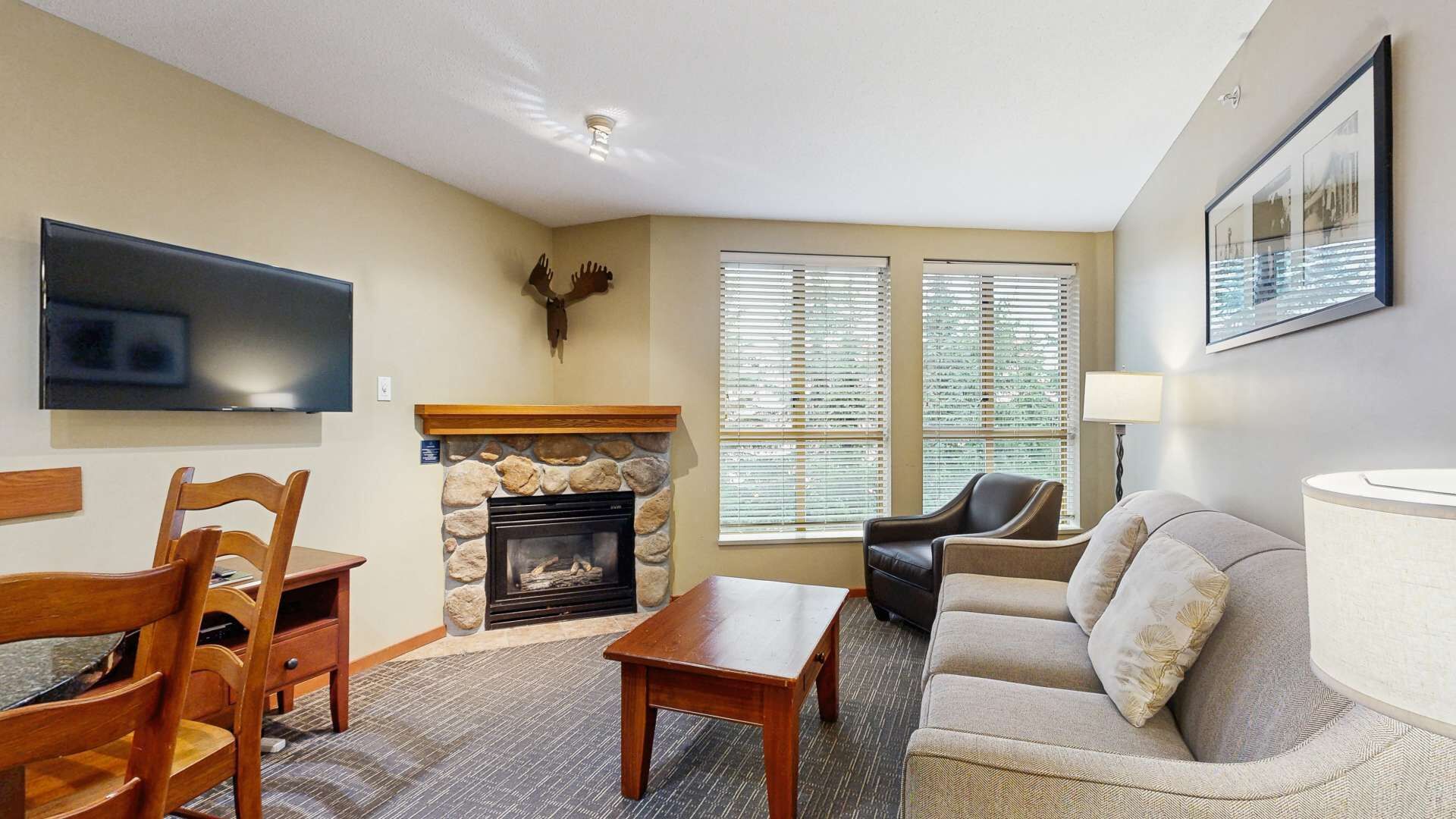 Condo, 1 chambre | Aire de séjour | Téléviseur à écran plat