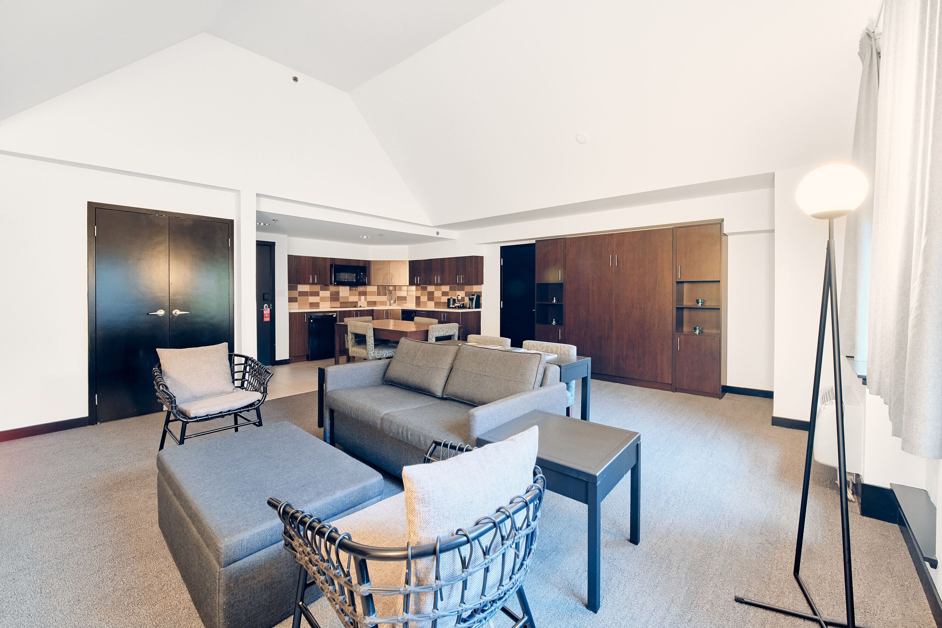 suite, 2 bedrooms | 2 bedrooms, hypo-allergenic bedding, pillow-top beds, in-room safe