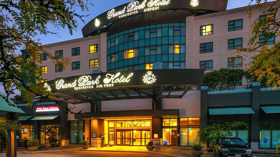 Grand Park Hotel Vancouver Airport, an Ascend Collection Hotel