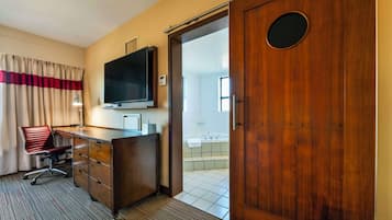Premium bedding, in-room safe, desk, laptop workspace