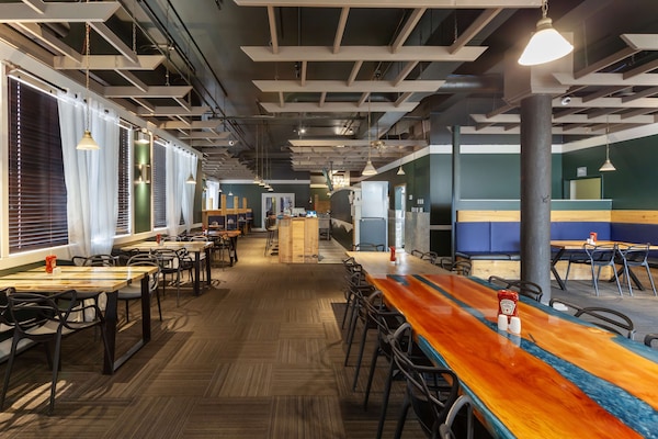 Aperto a pranzo e cena, cucina britannica