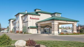 Exterior - Ramada by Wyndham Lloydminster (Lloydminster)