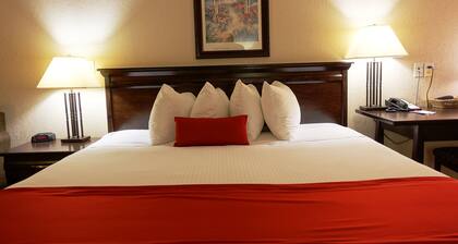 Ramada by Wyndham Lloydminster