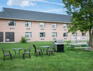 BBQ/picnic area