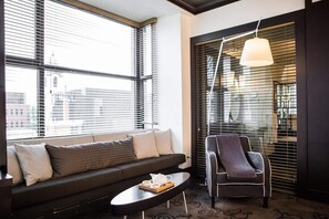 Egyptian cotton sheets, premium bedding, down comforters, pillowtop beds