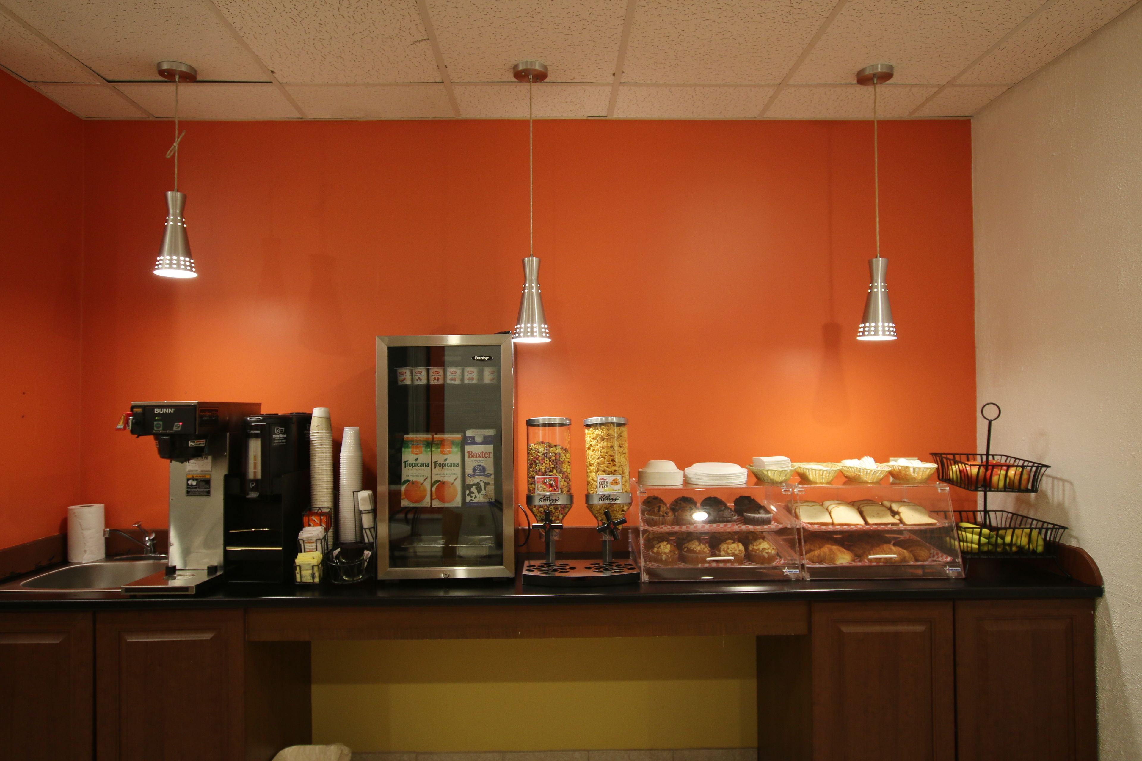 Café da manhã feito na hora grátis todos os dias