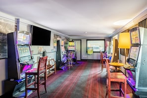 Spielezimmer