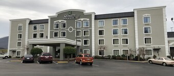 Quality Inn & Suites