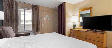 Estudio, 1 cama Queen size, para no fumadores | Escritorio, tabla de planchar con plancha, wifi gratis y ropa de cama