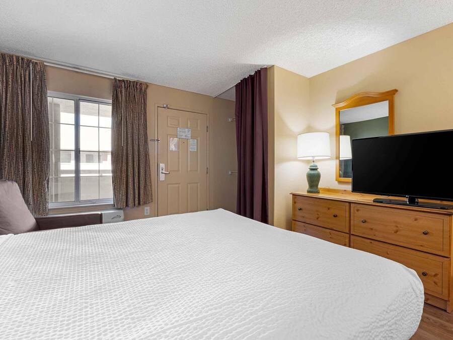 Estudio, 1 cama Queen size, para no fumadores | Escritorio, tabla de planchar con plancha, wifi gratis y ropa de cama