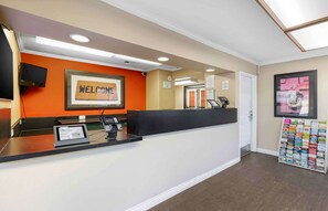 Lobby - Extended Stay America Suites San Diego Fashion Valley (San Diego)