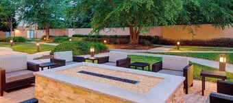 Courtyard by Marriott Richmond Airport