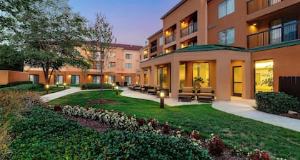 Courtyard by Marriott Richmond Airport