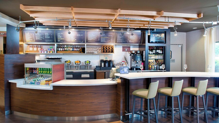 Courtyard by Marriott Richmond Airport