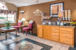 Free daily continental breakfast