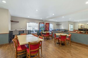 Free daily on-the-go breakfast