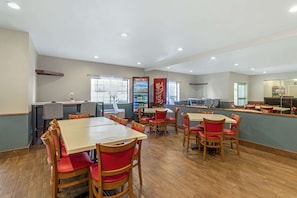 Desayuno para llevar incluido todos los días