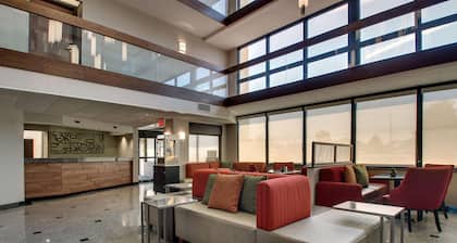 Drury Inn & Suites Evansville East