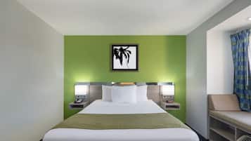 Room, 1 Queen Bed, Non Smoking | Premium bedding, in-room safe, desk, iron/ironing board