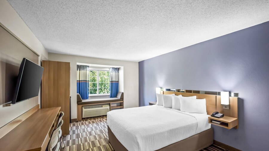 Microtel Inn by Wyndham Greensboro