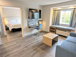 Suite, 1 King Bed | Desk, blackout drapes, iron/ironing board, free WiFi - Greenville Pelham Inn by IHG (Greenville)