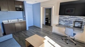 Suite, 1 King Bed | Desk, blackout drapes, iron/ironing board, free WiFi - Greenville Pelham Inn by IHG (Greenville)