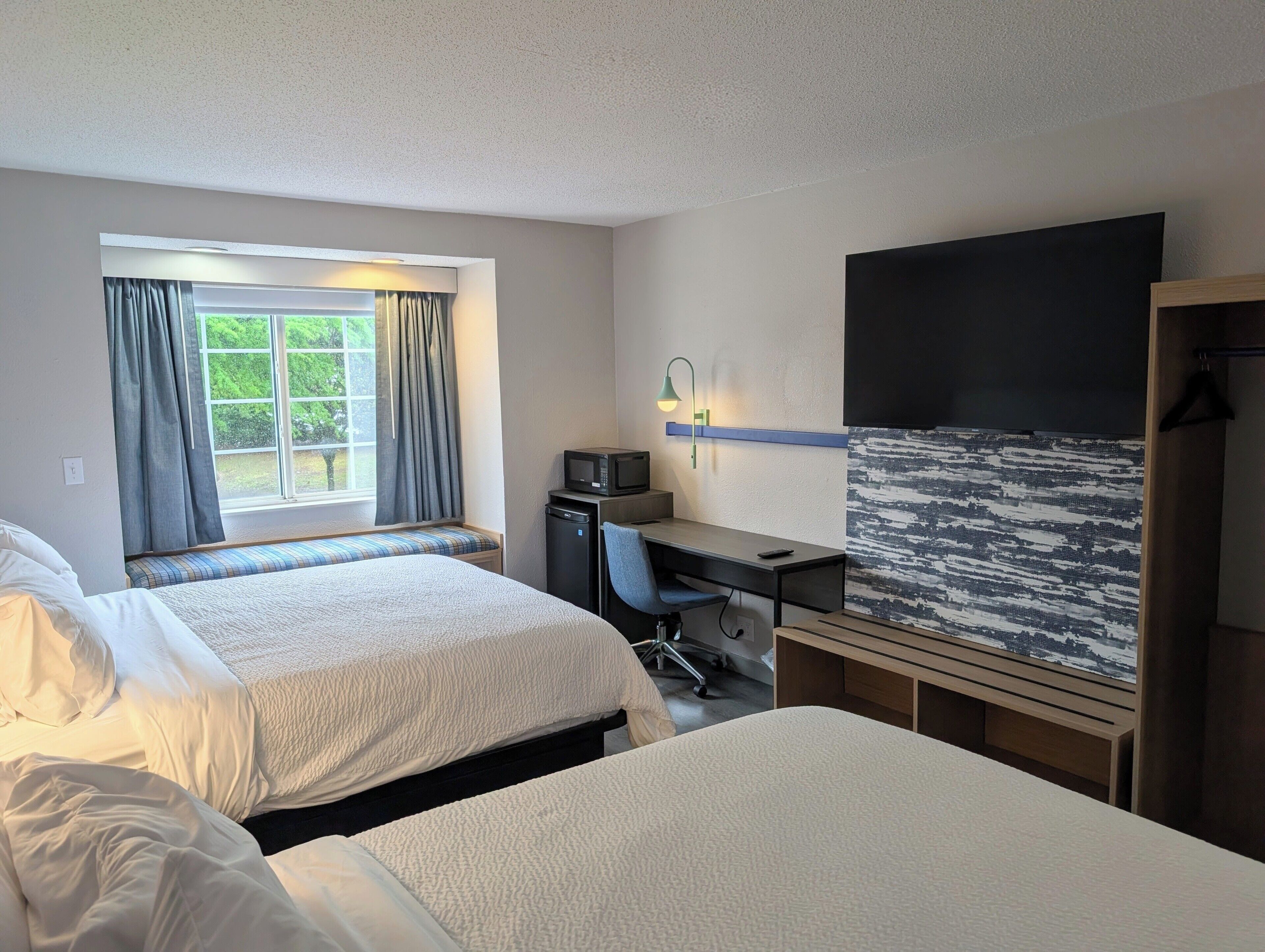 Desk, blackout curtains, iron/ironing board, free WiFi