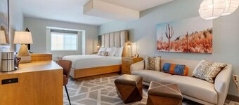 La Quinta Inn & Suites by Wyndham Tempe University / Phoenix