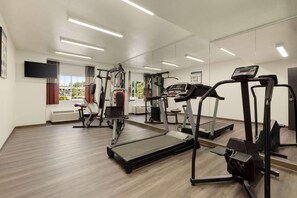 Sports facility - Microtel Inn & Suites By Wyndham Raleigh (Raleigh)
