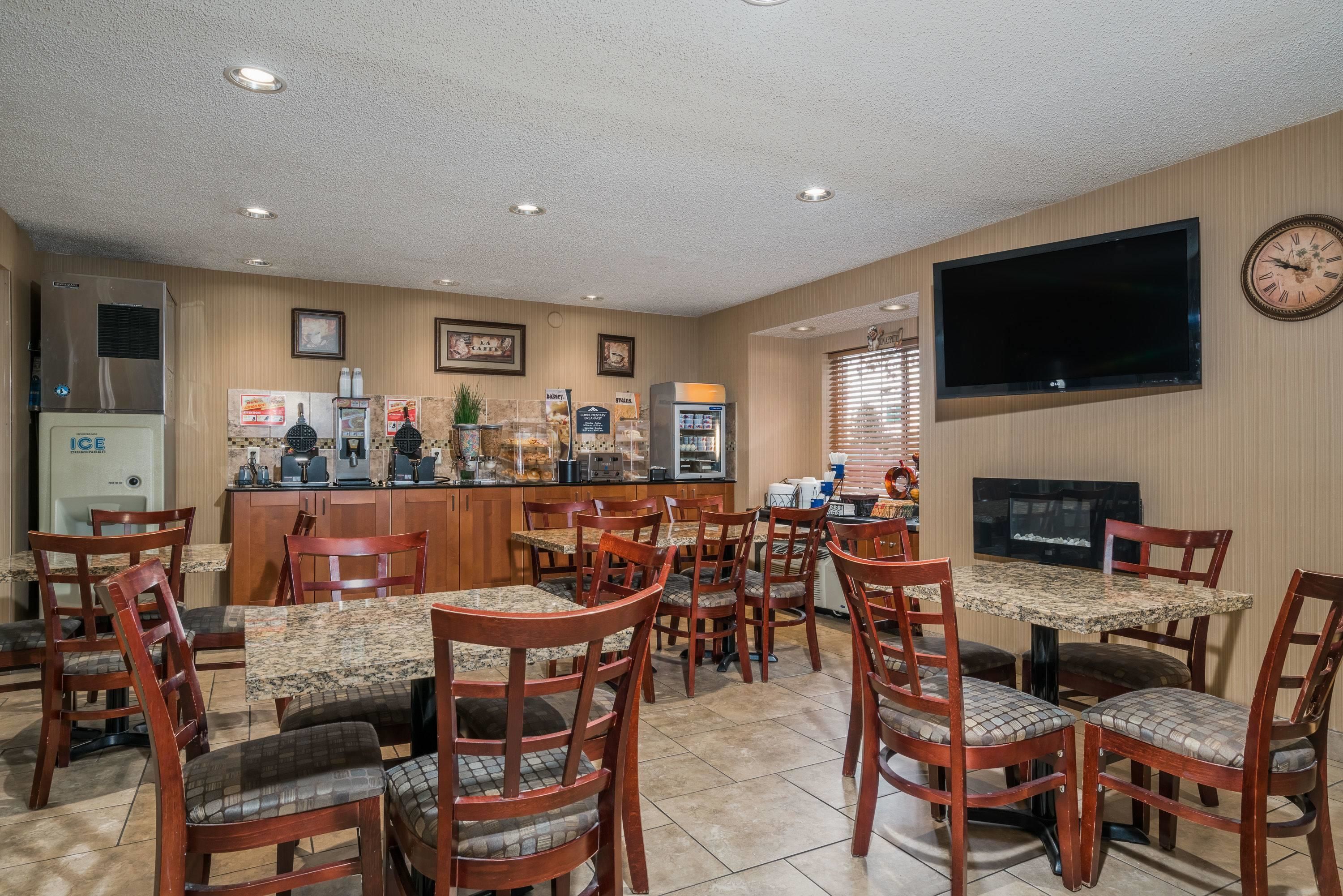 free daily on-the-go breakfast