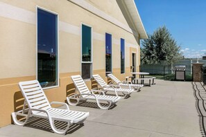 Indoor pool, open 8:00 AM to 10:00 PM, sun loungers