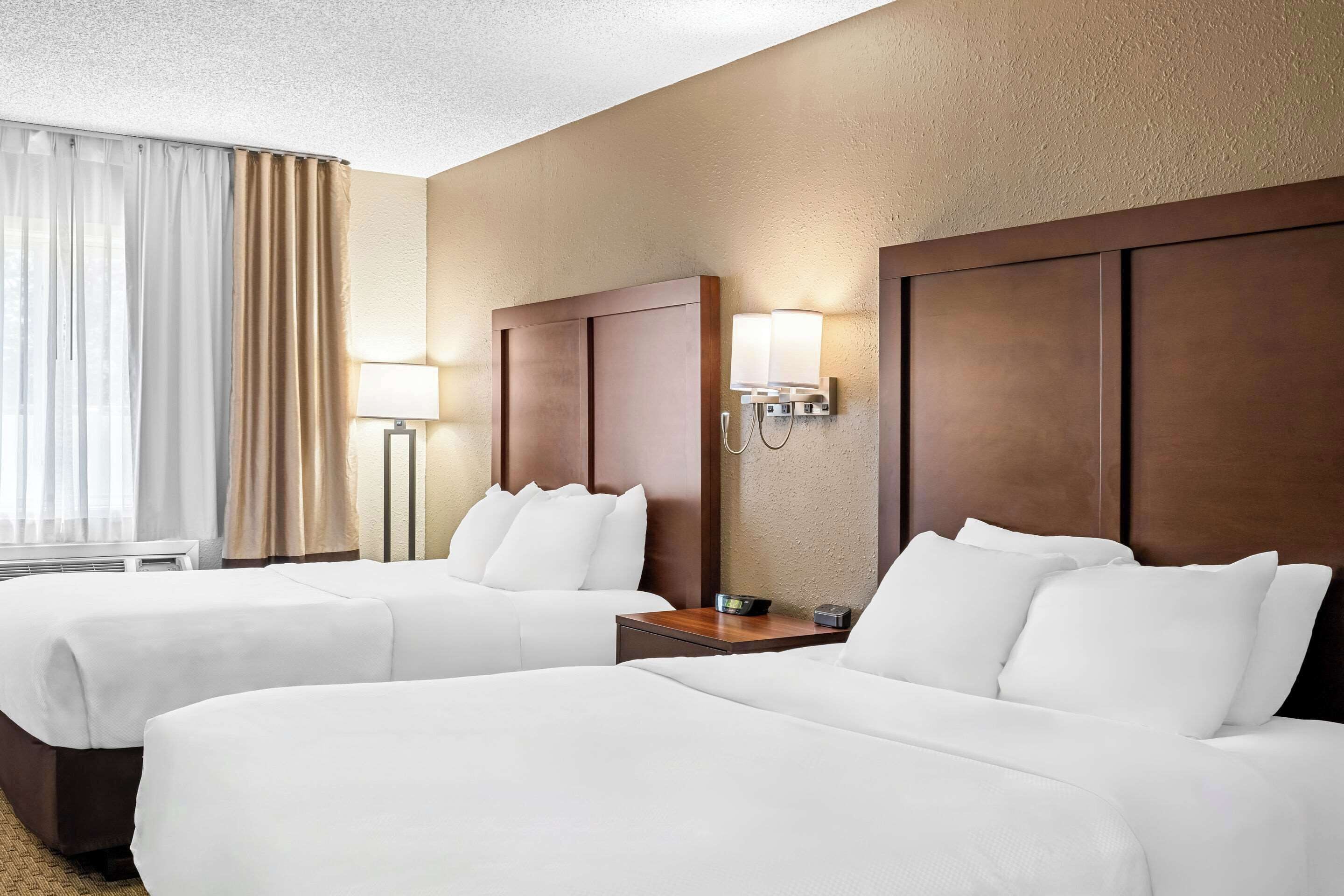 双人房, 2 张大床, 无烟房 | 遮光窗帘、熨斗/熨衣板、免费婴儿床、免费 WiFi