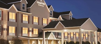 Country Inn & Suites by Radisson Bismarck Waterpark