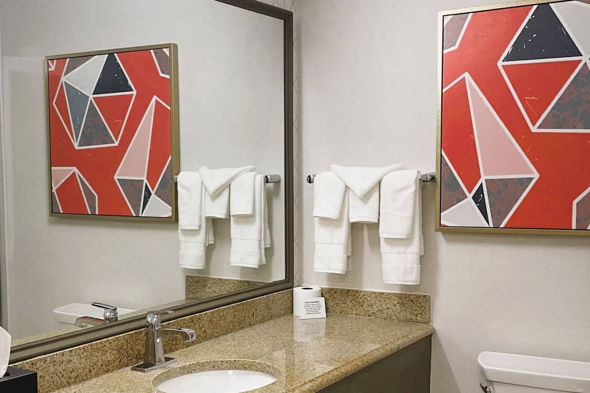 Bathroom | Hair dryer, towels